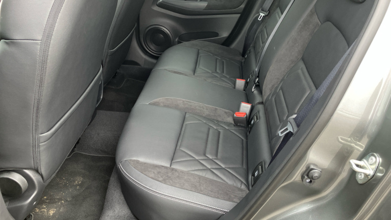 Nissan Juke 1.0 DiG-T Tekna+ 5dr Petrol Hatchback